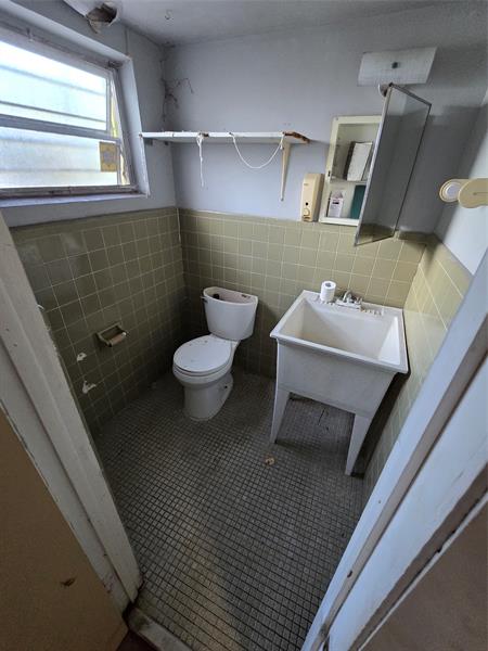 Commercial Property for Sale in Margate Florida 33063